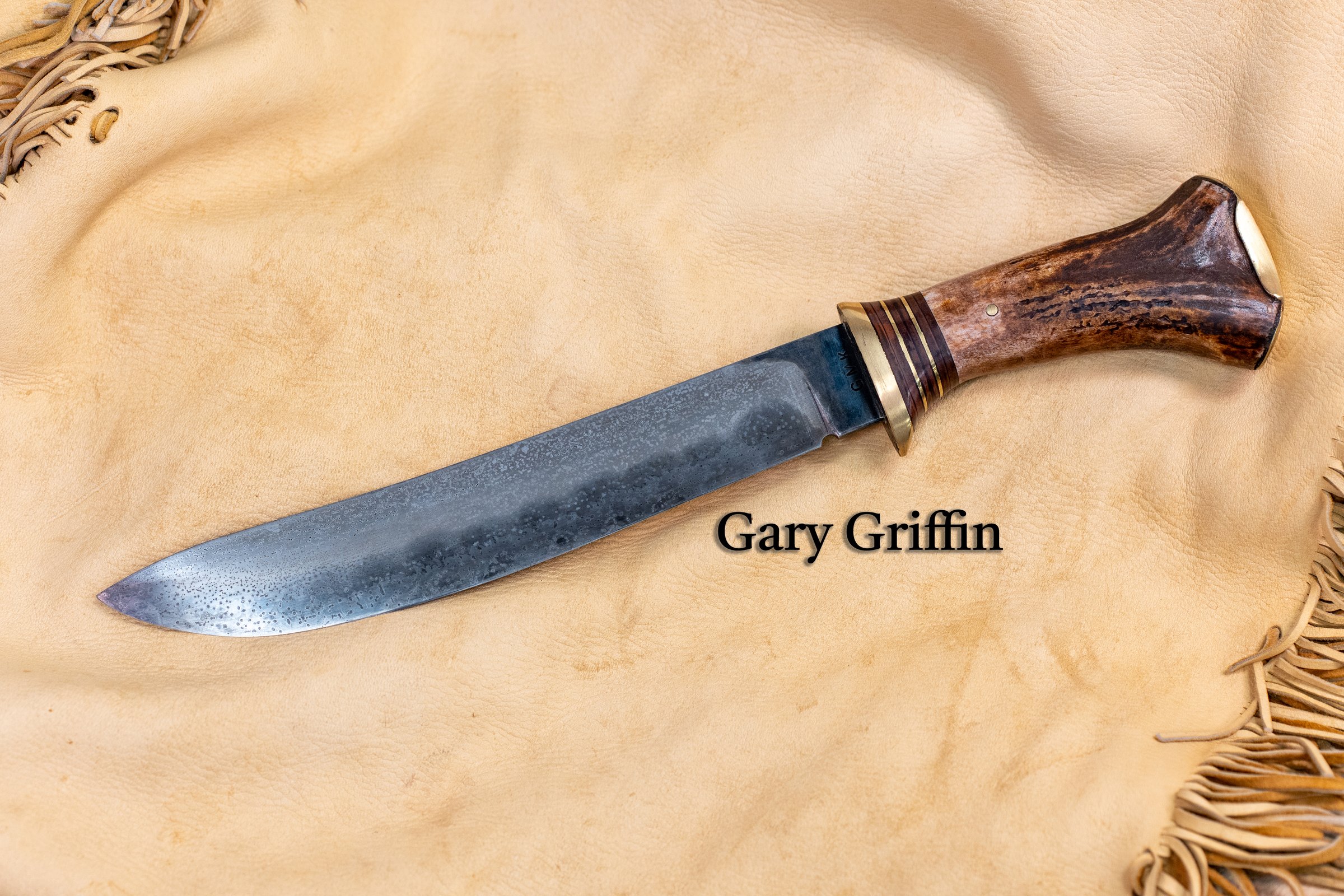 2026 display award knife by Gary Griffin